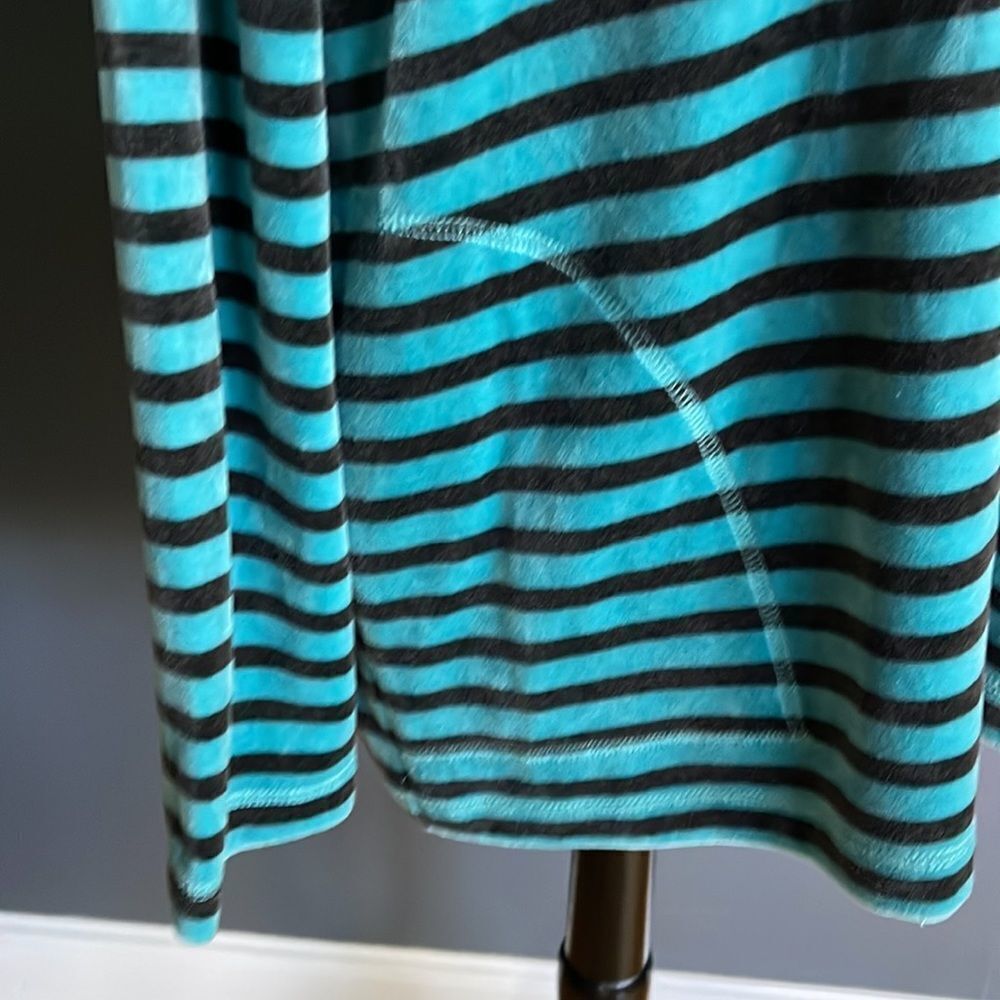 Talbots soft stretch velour striped drawstring cowl neck top. NWT. Size 1XP. - Picture 3 of 5